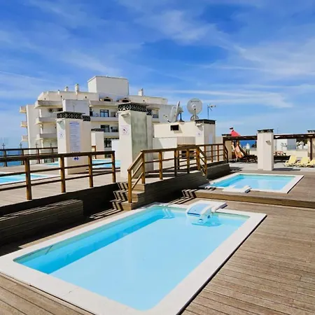 3h Terrace B - Casas & Papeis * Armacao de Pera