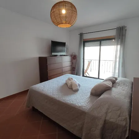 3h Terrace B - Casas & Papeis * Armação de Pêra